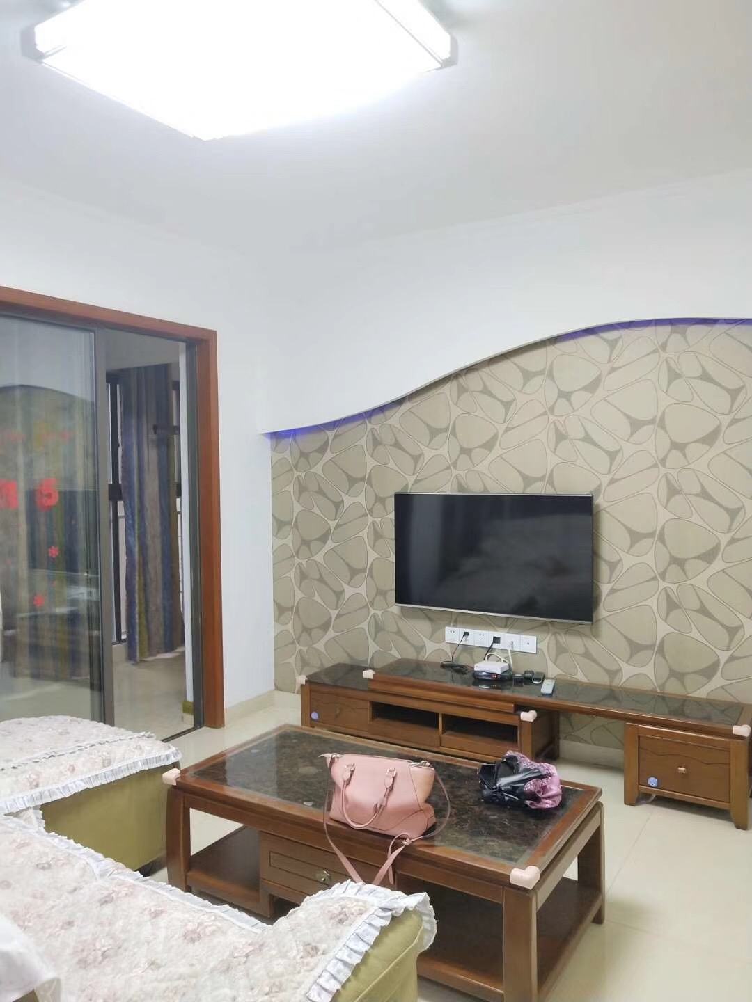 90平米簡約北歐風格客廳電視背景墻展示