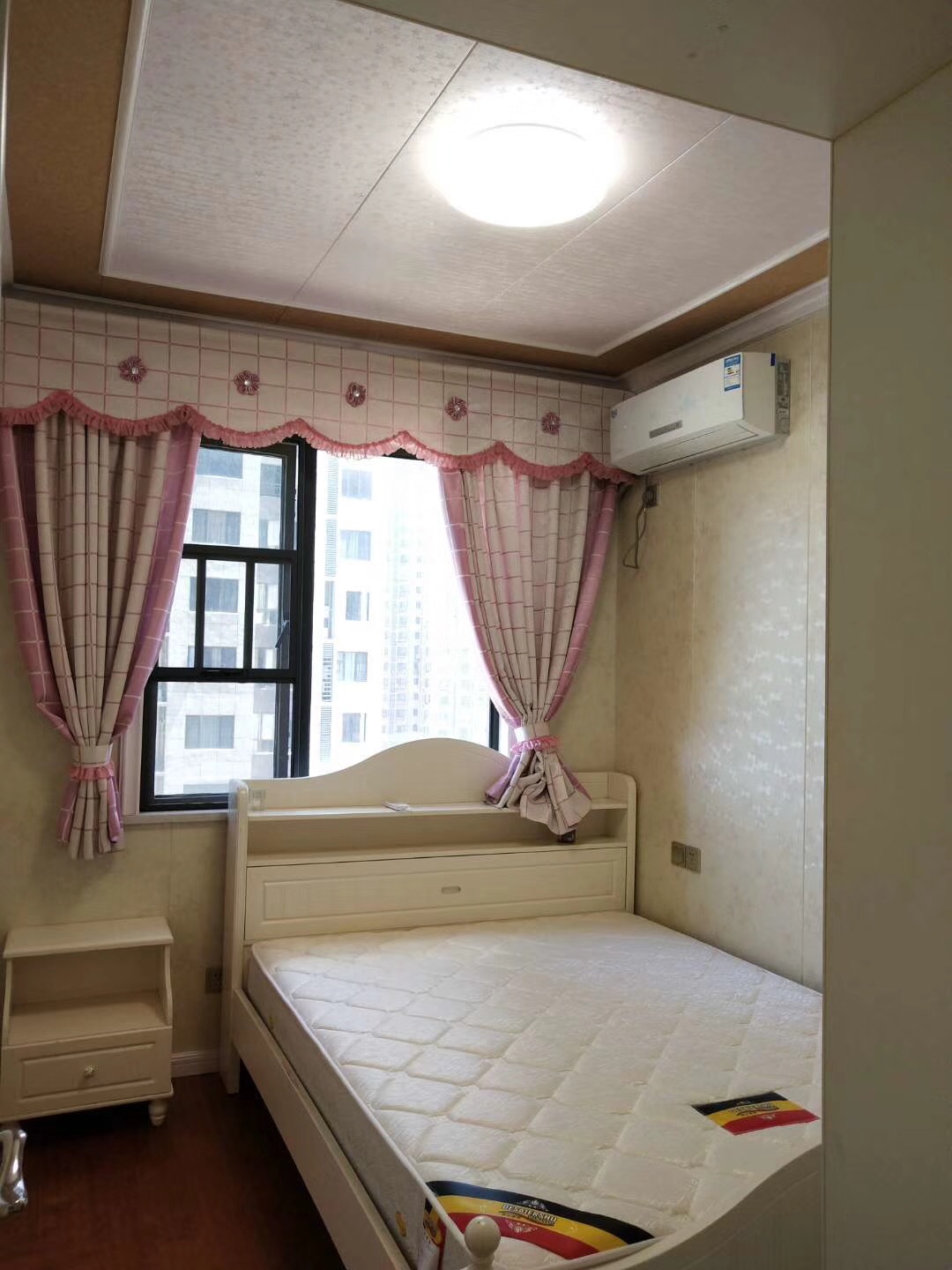 90平米北歐豪華風格次臥裝修效果圖