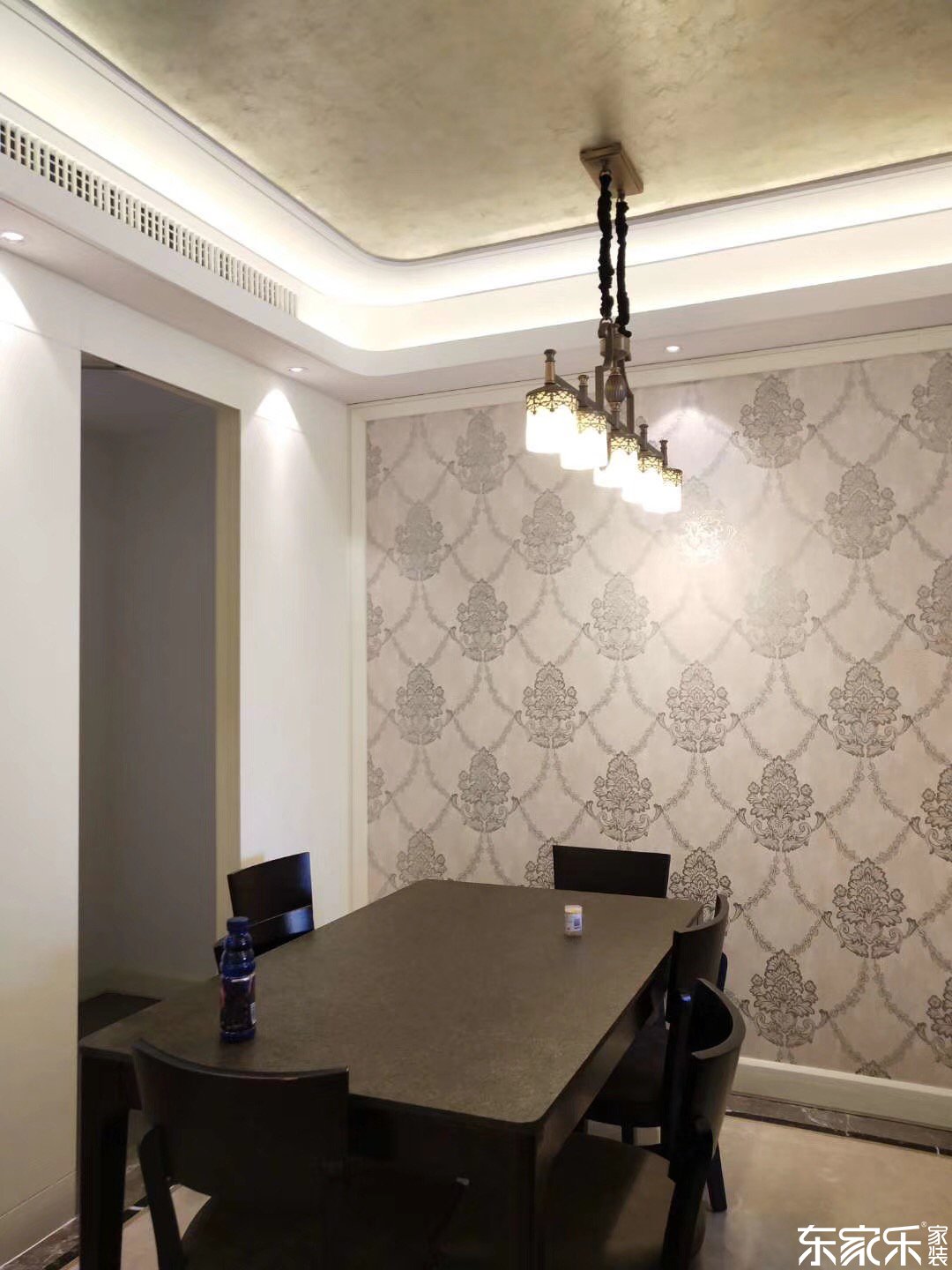 118平米北歐現(xiàn)代風格餐廳裝飾