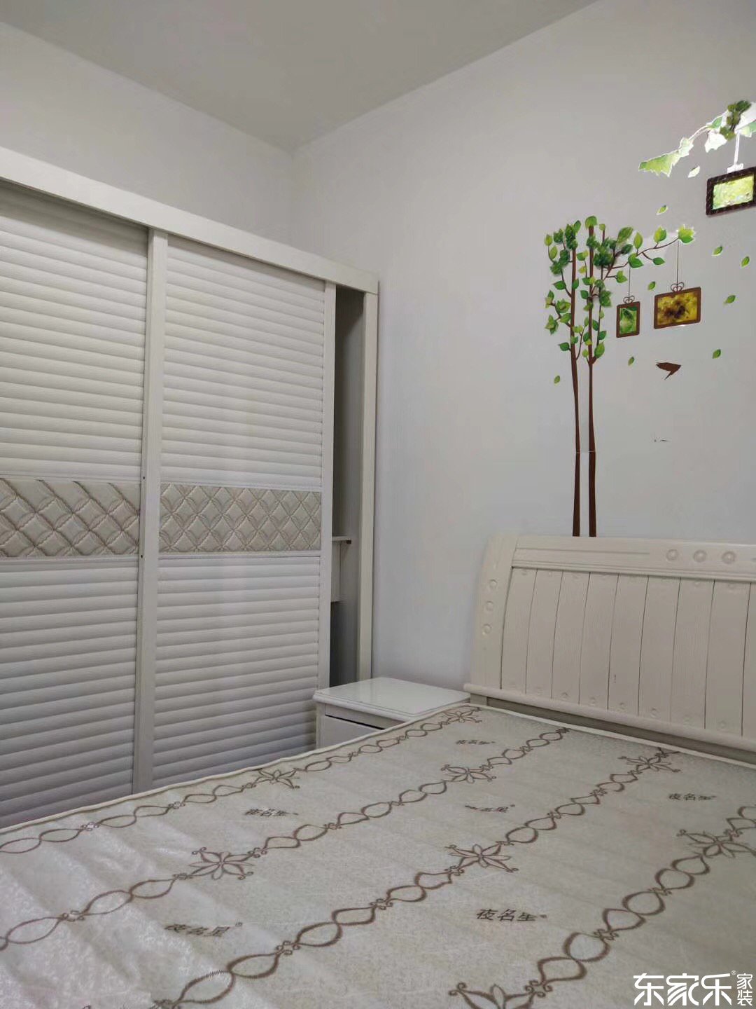 67平米現代簡約風格主臥衣柜圖