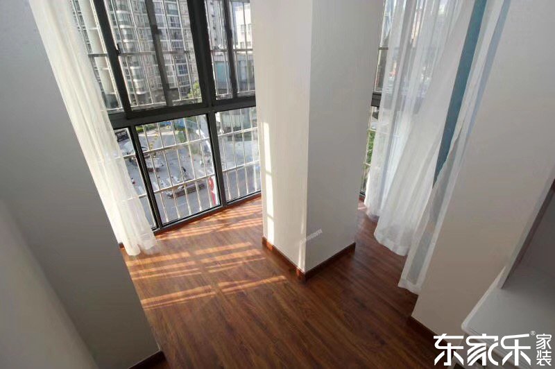 115平米現代簡約風格客廳陽臺圖片