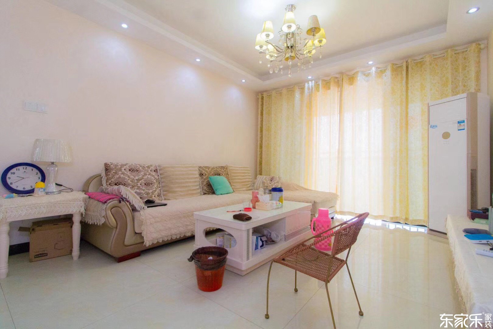 98平現代簡約風格客廳裝飾搭配