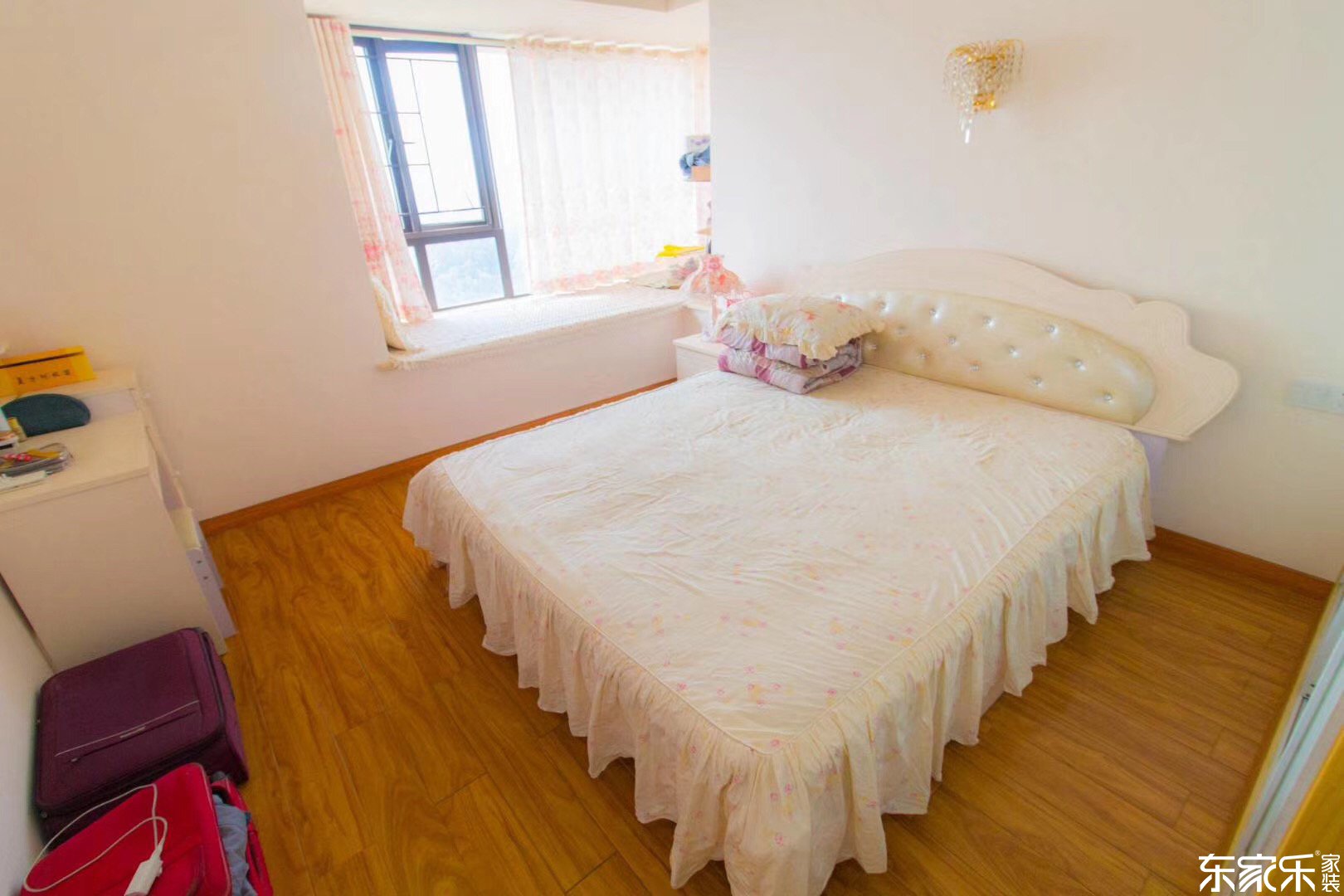 98平現代簡約風格主臥裝飾搭配