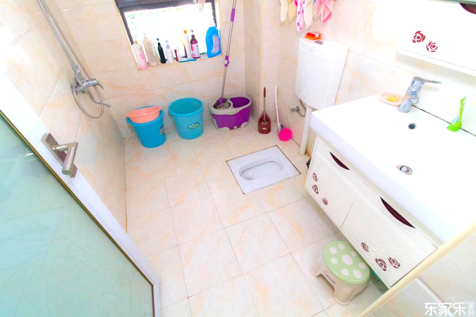 98平現代簡約風格衛生間裝修效果圖